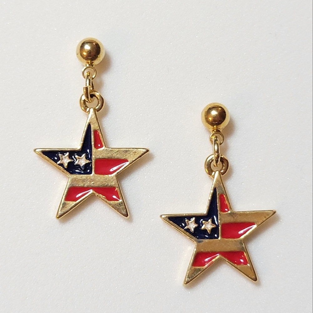 Avon Stars and Stripes American Flag Star Earrings USA Gold Tone Post Dangle